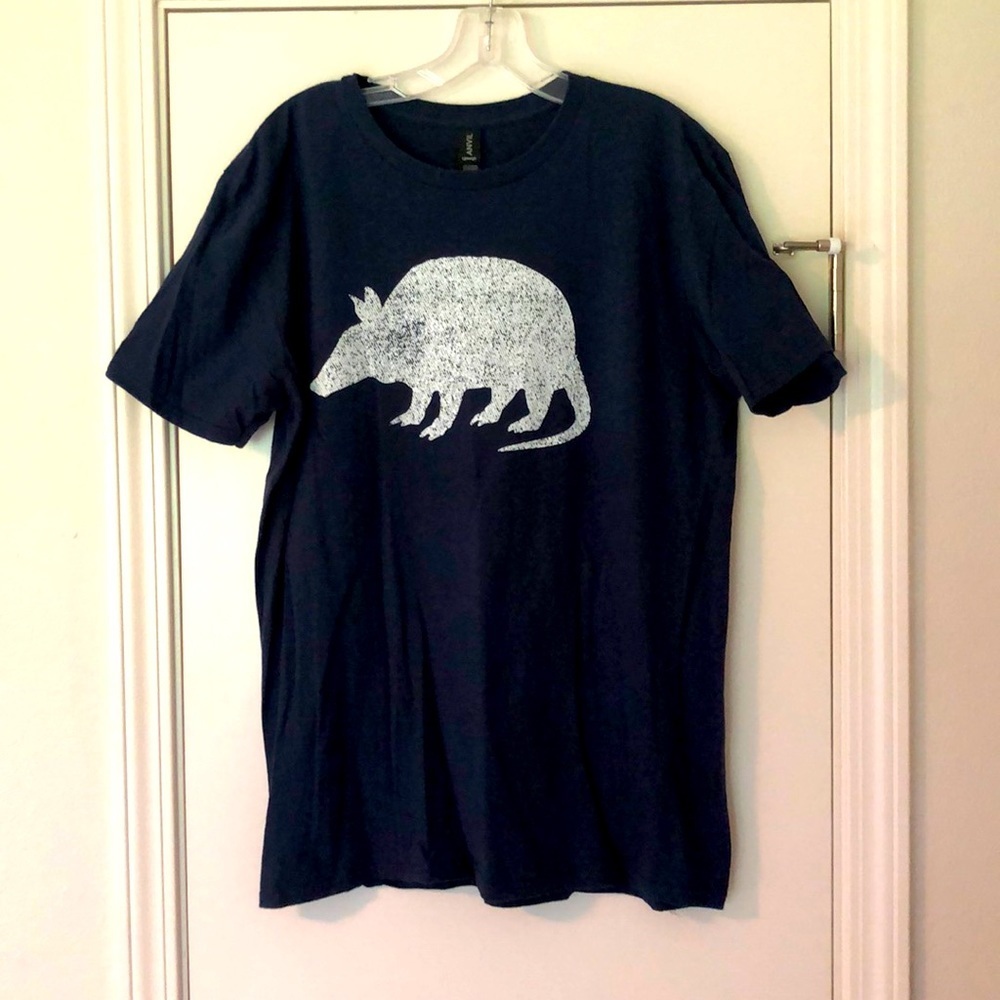 Vintage Armadillo Texas Western Graphic Tee – Women’s Large